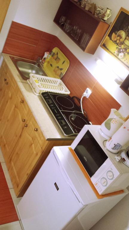 Virág Apartmanház Sopron Exterior foto
