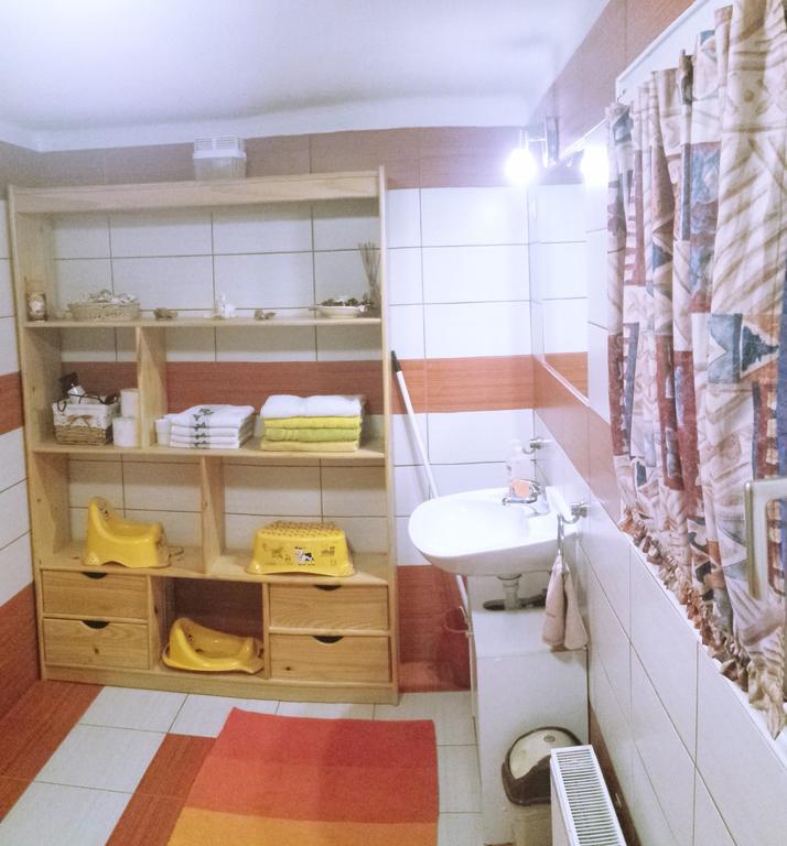Virág Apartmanház Sopron Exterior foto